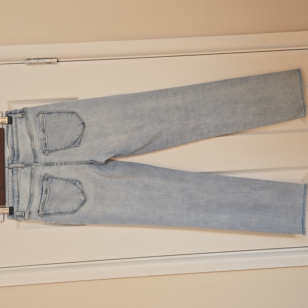 Kensie Vintage Luxe “The Slim” High-Rise Raw Hem Jeans Women’s 2/26 - Picture 4 of 17